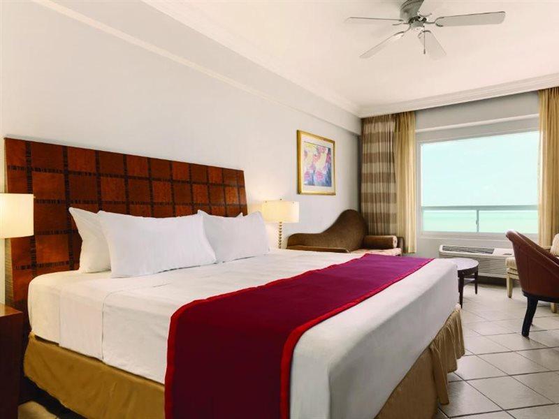 Ramada By Wyndham Princess Belize City Eksteriør billede