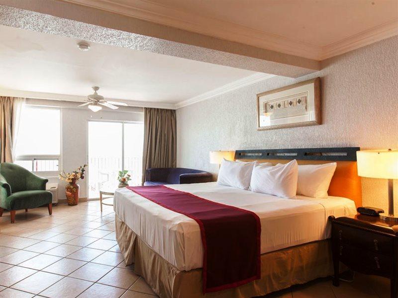 Ramada By Wyndham Princess Belize City Eksteriør billede