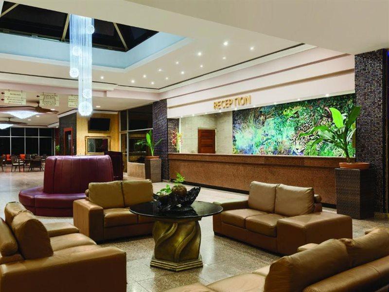 Ramada By Wyndham Princess Belize City Eksteriør billede