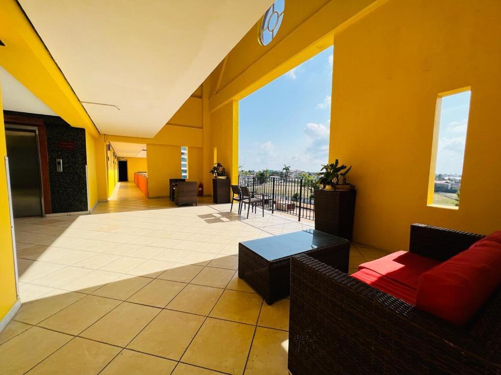 Ramada By Wyndham Princess Belize City Eksteriør billede