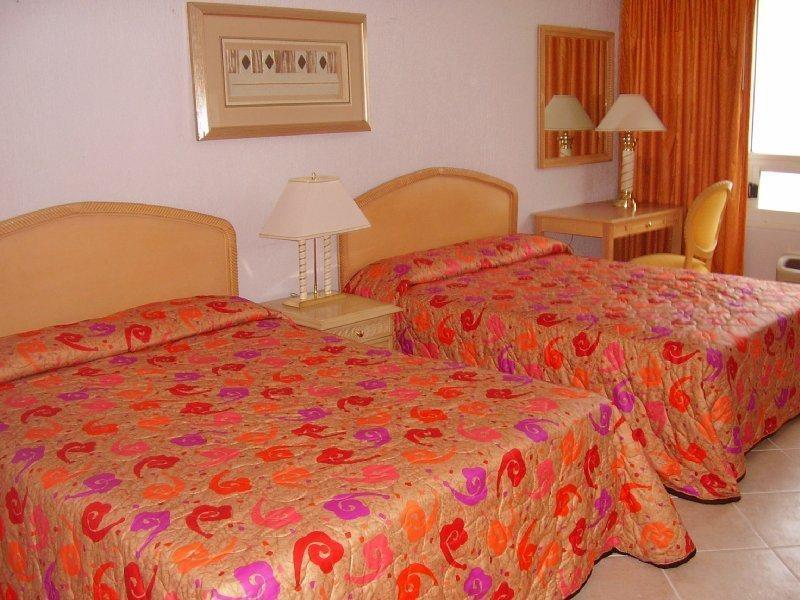 Ramada By Wyndham Princess Belize City Værelse billede