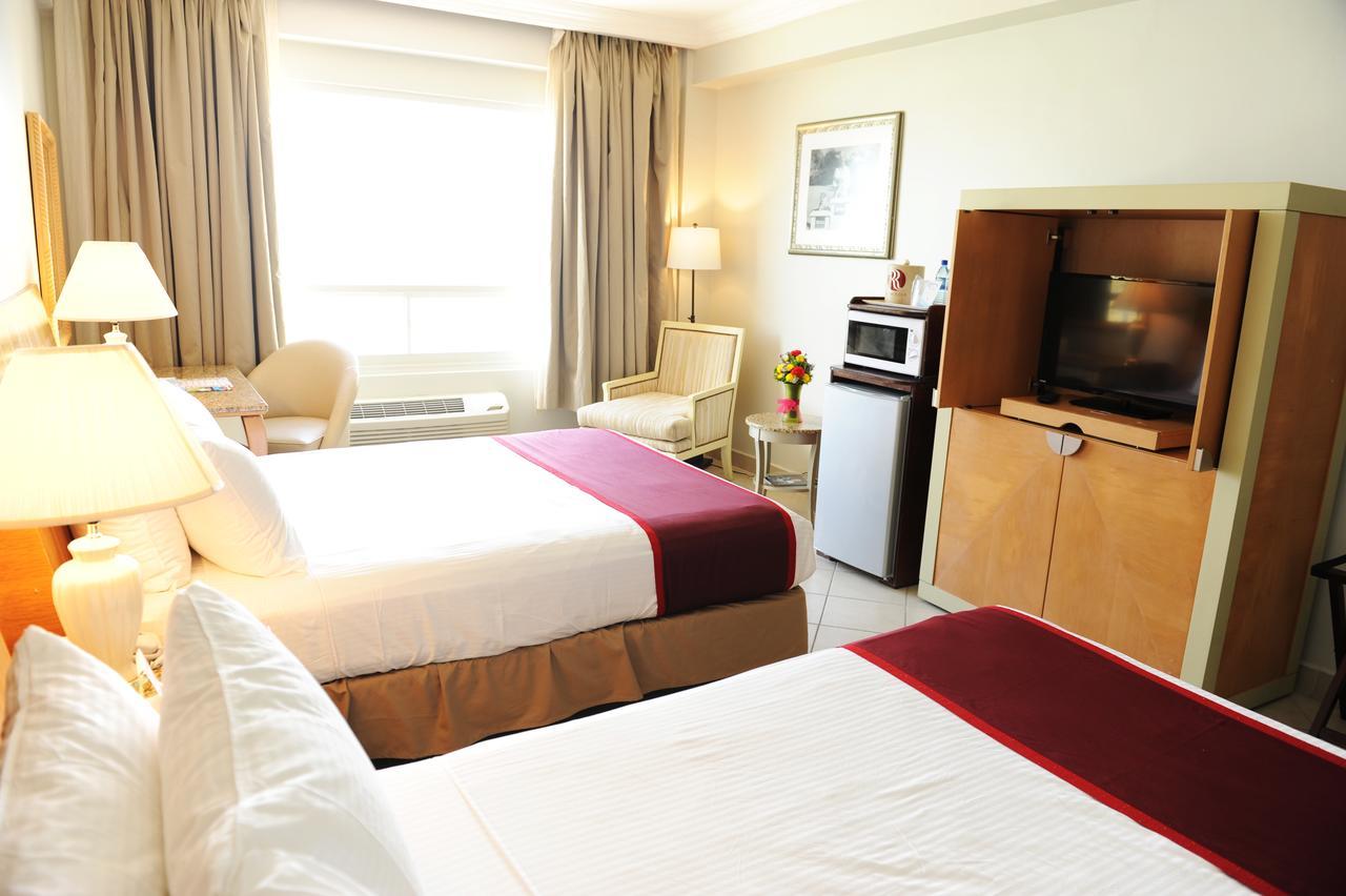 Ramada By Wyndham Princess Belize City Eksteriør billede